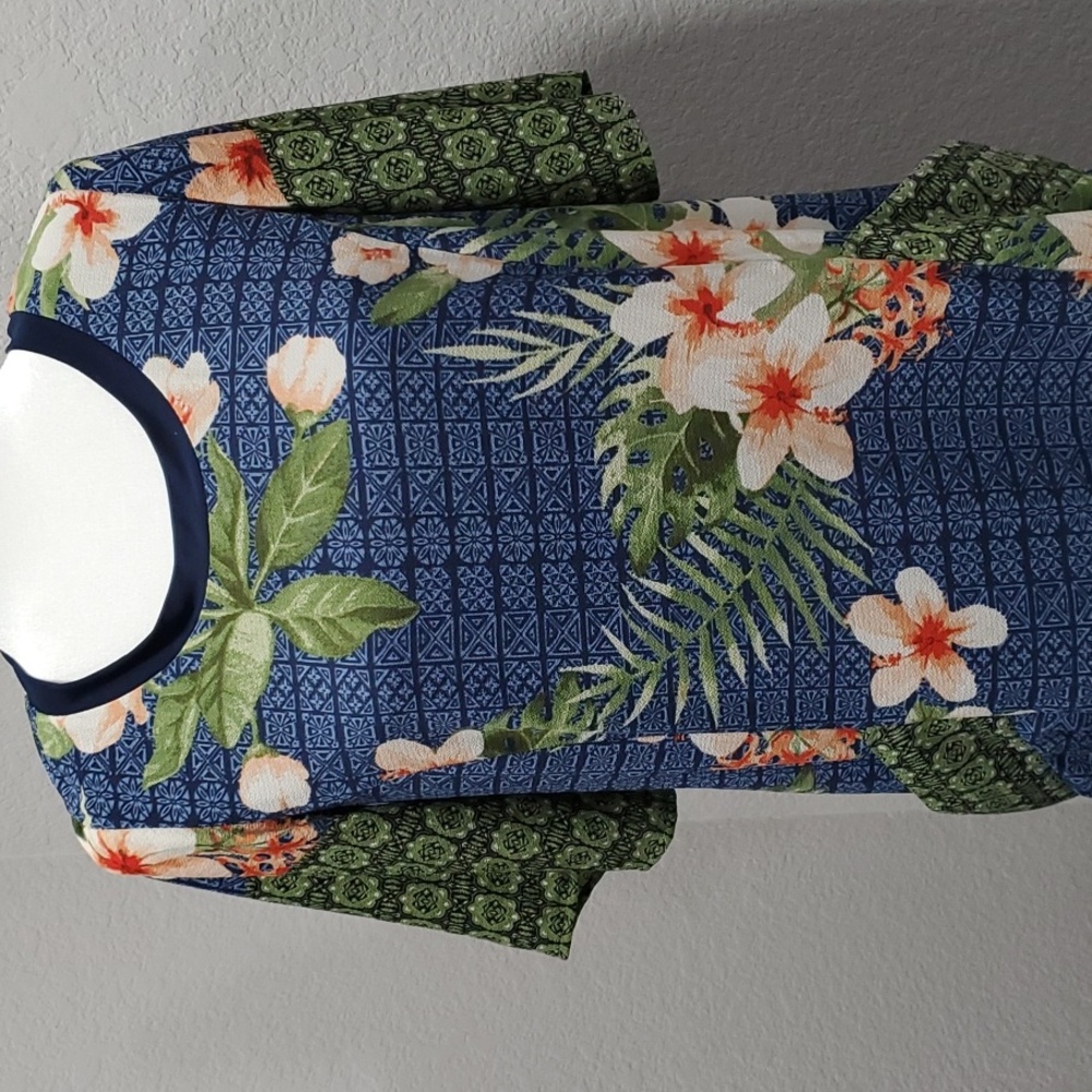 Dress, rabbit Designs, size 14